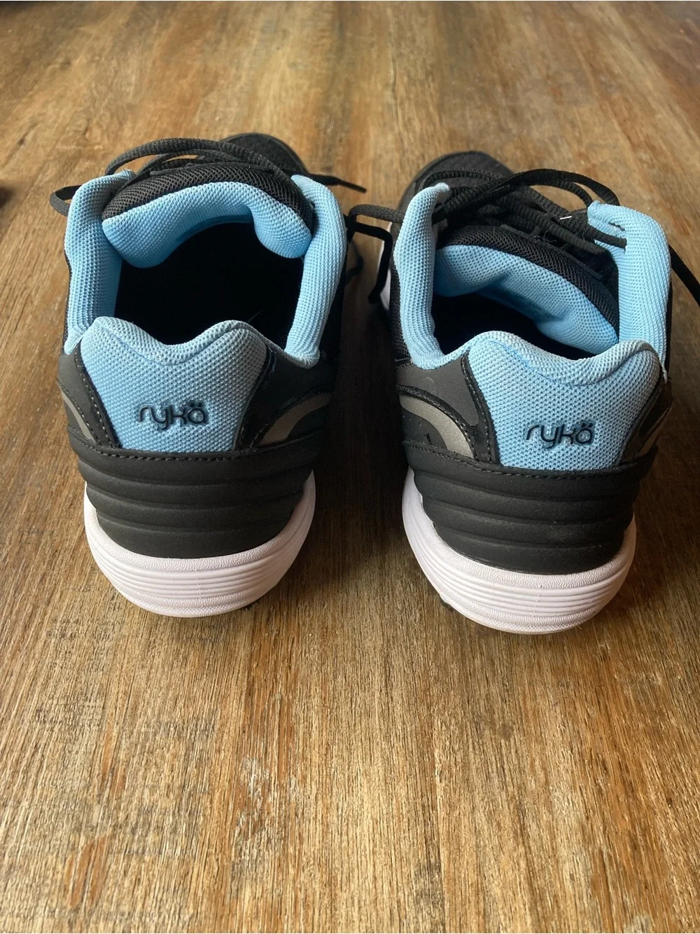 Ryka Dash 3 walking shoes
